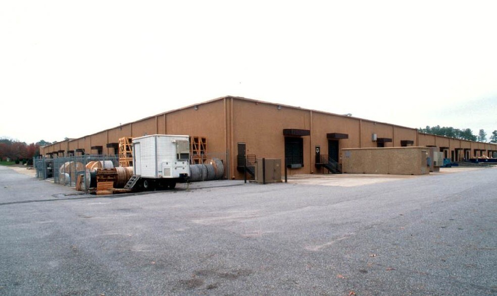 More Photos Of 2200 Norcross Pkwy, Norcross Warehouse For Lease