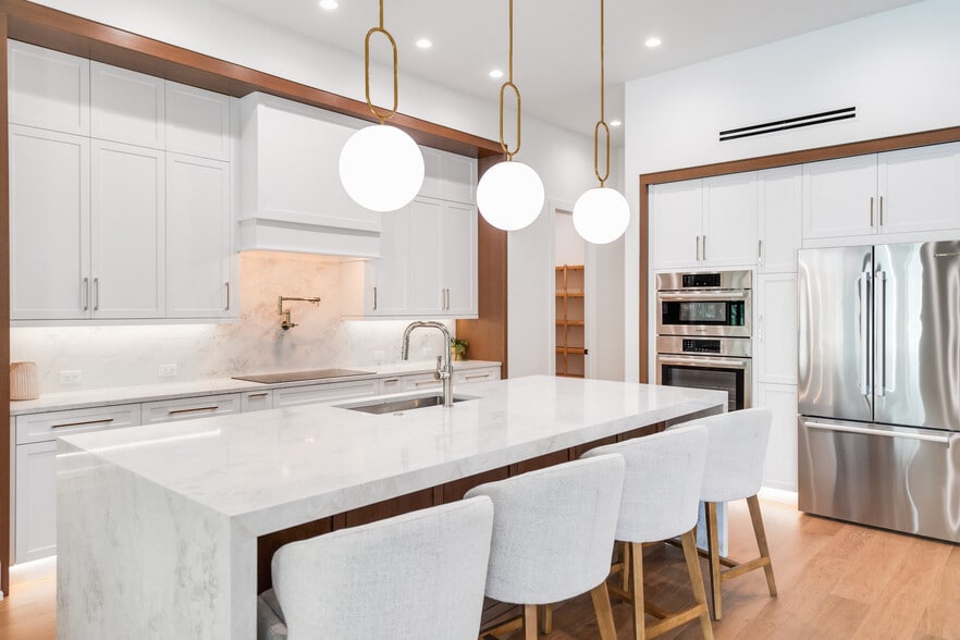 More Photos Of 3233 64th St SW, Naples Apartments For Sale