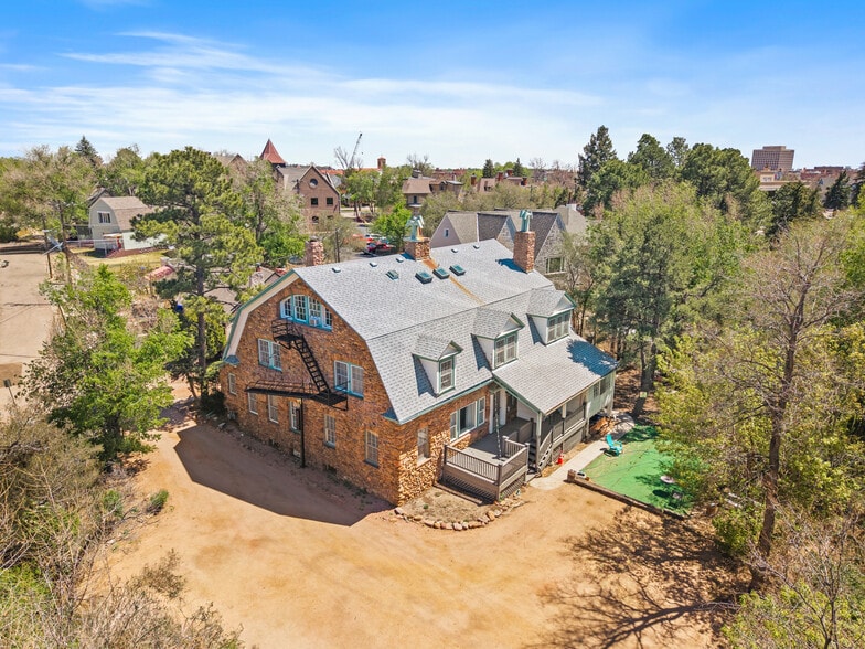More Photos Of 33 W Willamette Ave, Colorado Springs Multifamily For Sale