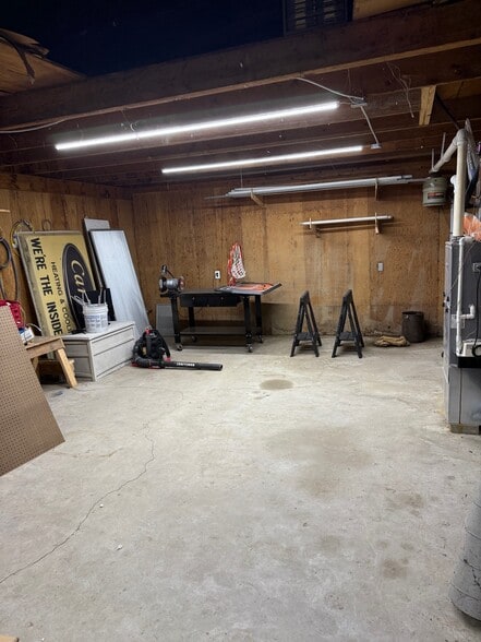 More Photos Of 2006 7th St, Columbus Storefront For Sale