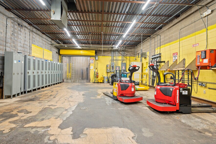 More Photos Of 1421 Robinwood Cir, Birmingham Refrigeration Cold Storage For Lease