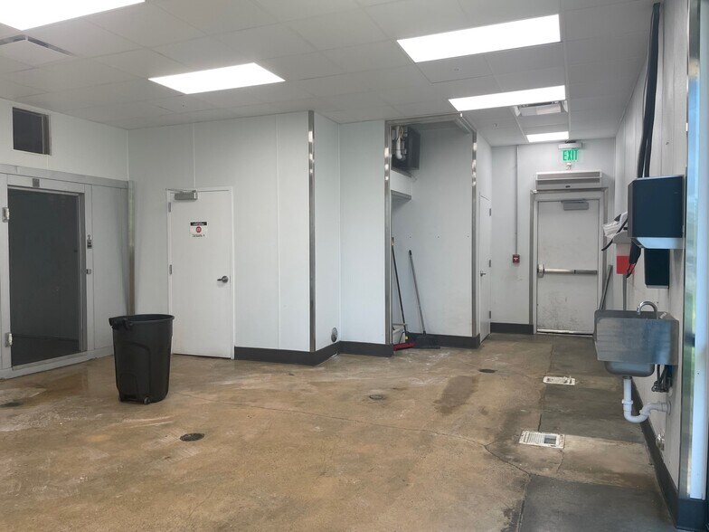 More Photos Of 8011 Liberty Pky, Vestavia Unknown For Lease