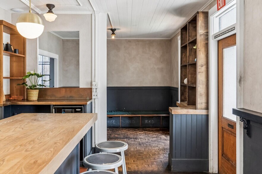More Photos Of 11 Wharf Rd, Bolinas General Retail For Sale