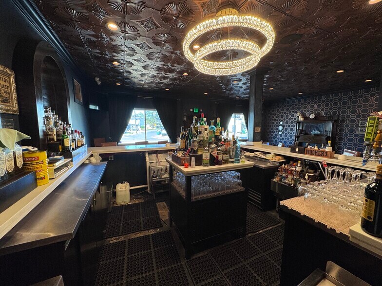 More Photos Of 3224 Metairie Rd, Metairie Freestanding For Sale