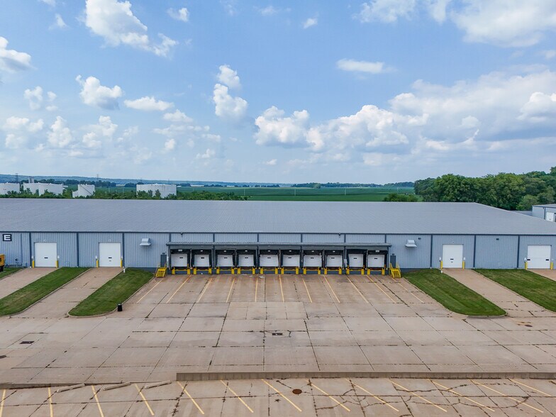 More Photos Of 2314 Wilkens Dr, Chillicothe Unknown For Lease