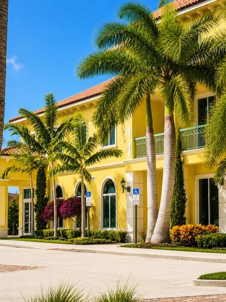 More Photos Of 7041-7043 S US Highway 1, Port Saint Lucie Medical For Lease