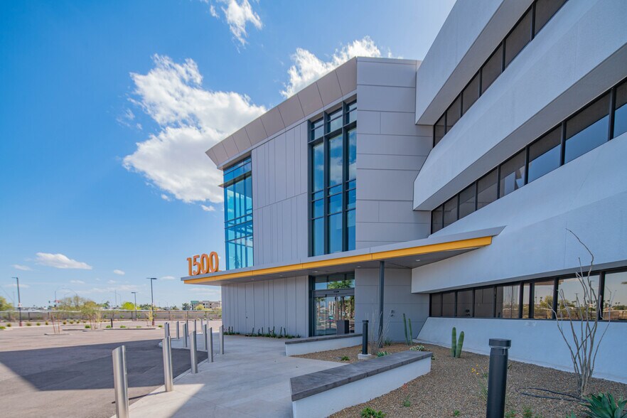 More Photos Of 1450 S Dobson Rd, Mesa Unknown For Lease