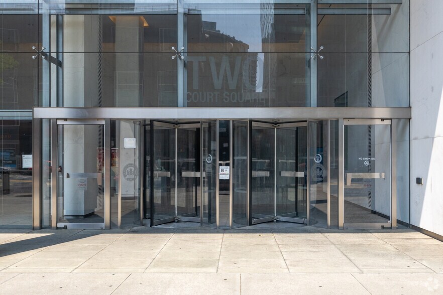 More Photos Of 2 Court Sq, Long Island City Office For Sale