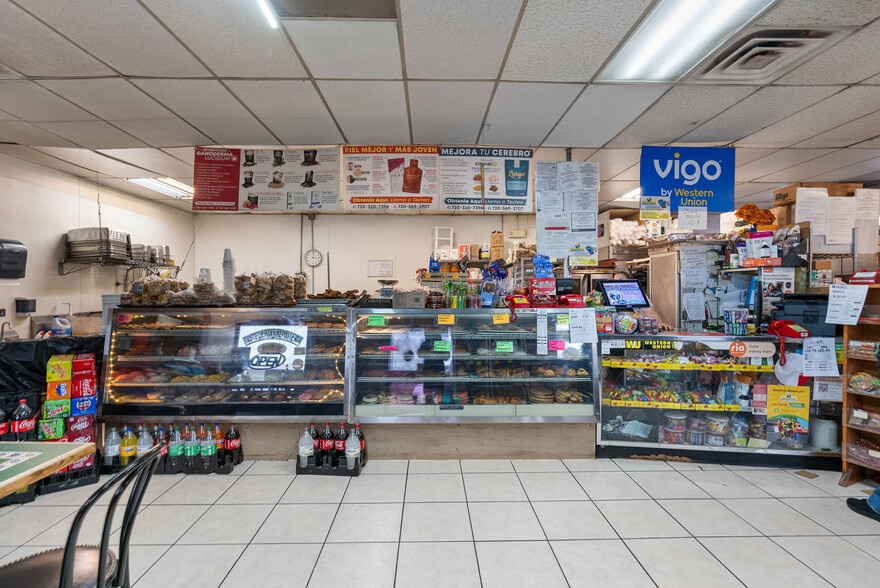 More Photos Of 7575 Broadway St, Denver Restaurant For Sale