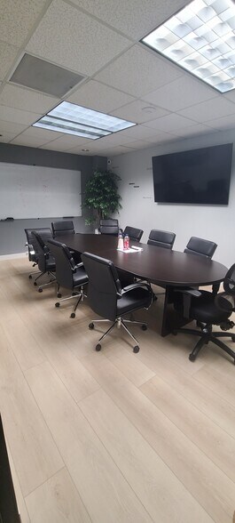 More Photos Of 15490 Ventura Blvd, Sherman Oaks Office For Lease