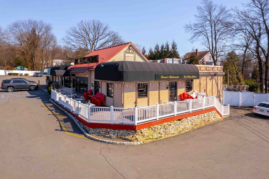 More Photos Of 118 Godwin Ave, Midland Park Convenience Store For Sale