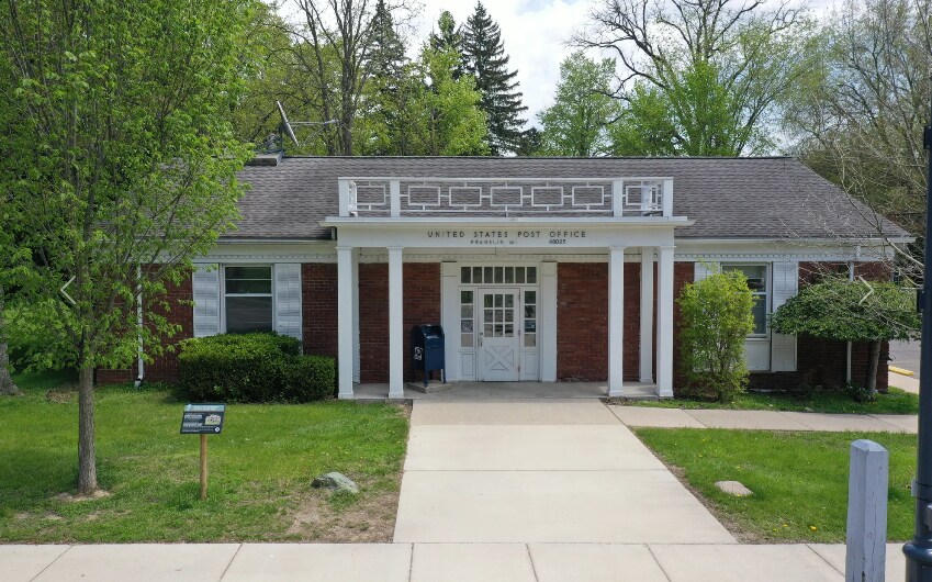 Primary Photo Of 32406 Franklin Rd, Franklin Post Office For Sale