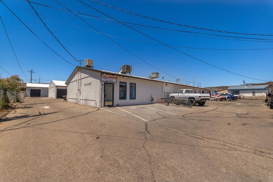 More Photos Of 511 N 1300 E, St George Warehouse For Sale
