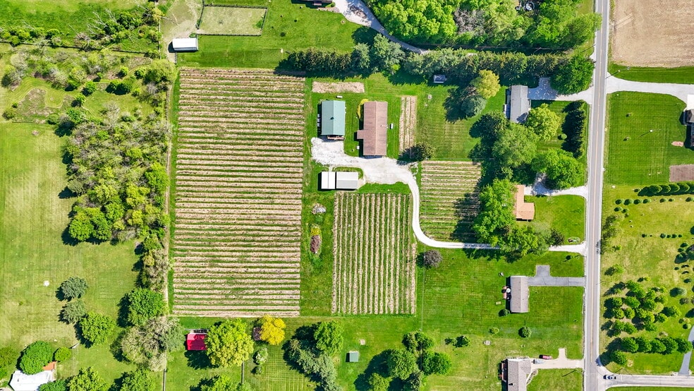 More Photos Of 1900 Winchester Southern Rd, Canal Winchester Winery Vineyard For Sale