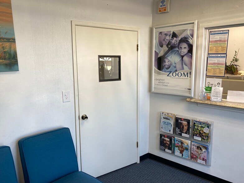 More Photos Of 1251-1271 Saviers Rd, Oxnard General Retail For Lease