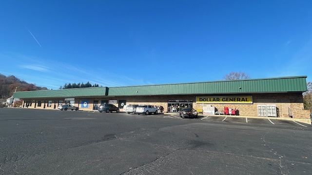 Primary Photo Of 4171 Lee Jackson Hwy, Greenville General Retail For Lease