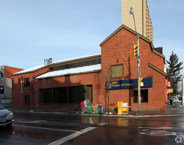 Primary Photo Of 648 Spadina Ave, Toronto Storefront Retail Office For Lease
