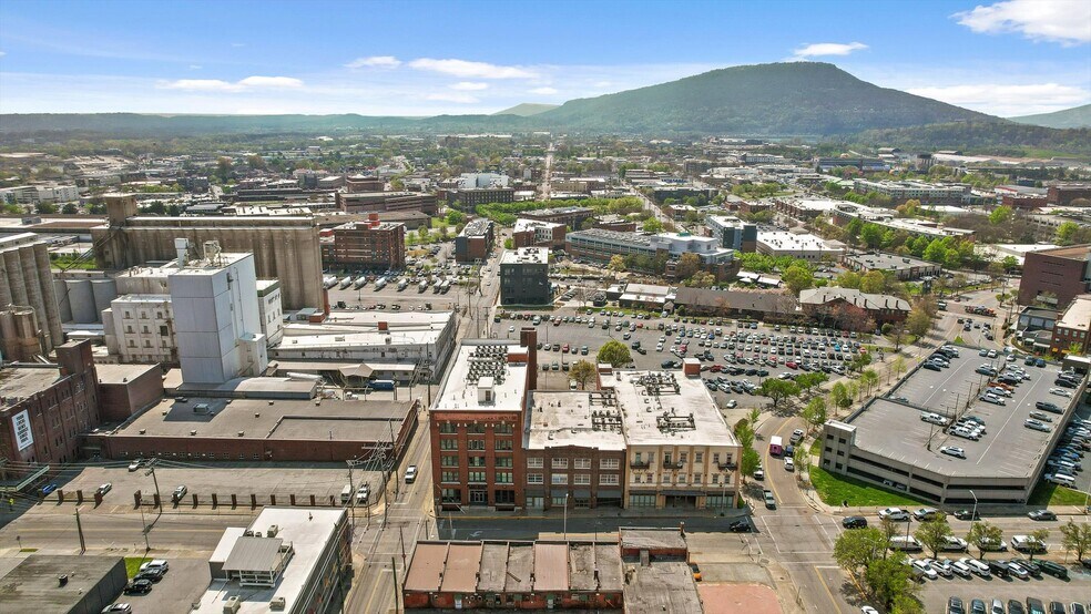 More Photos Of 246 E 11th St, Chattanooga Apartments For Lease