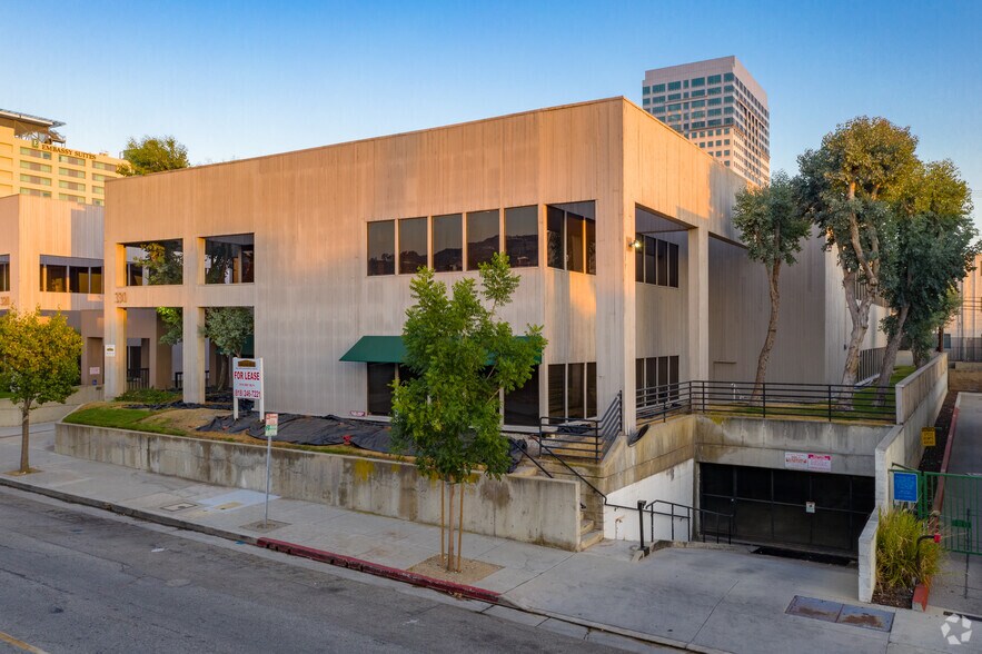 More Photos Of 330 Arden Ave, Glendale Office For Lease