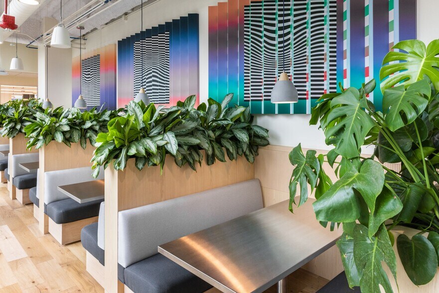 More Photos Of 167 N Green St, Chicago Coworking Space