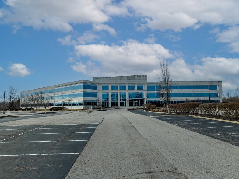 More Photos Of 5550 Britton Pky, Hilliard Medical For Lease