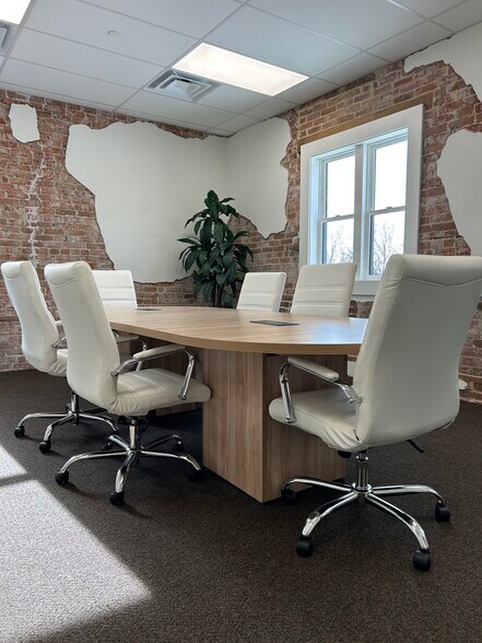 More Photos Of 122 Oak Ave, Eaton Storefront Retail Office For Lease