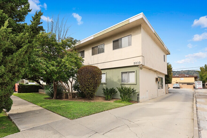 Primary Photo Of 2233 Addison Way, Los Angeles Apartments For Sale