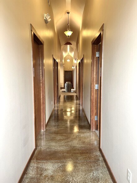 More Photos Of 1212 Columbia Park Trl, Richland Office For Lease
