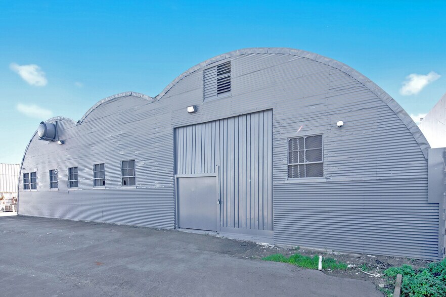 More Photos Of 244 Napoleon St, San Francisco Warehouse For Sale