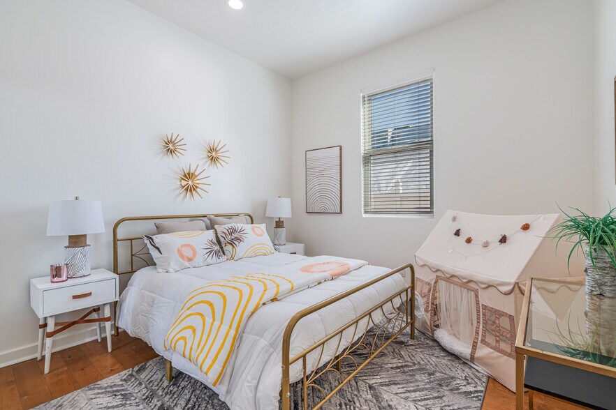 More Photos Of 3718 S Barrington Ave, Los Angeles Rehabilitation Center For Sale