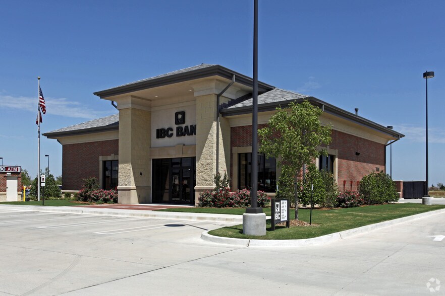 More Photos Of 1400 24th Ave NW, Norman Unknown For Lease