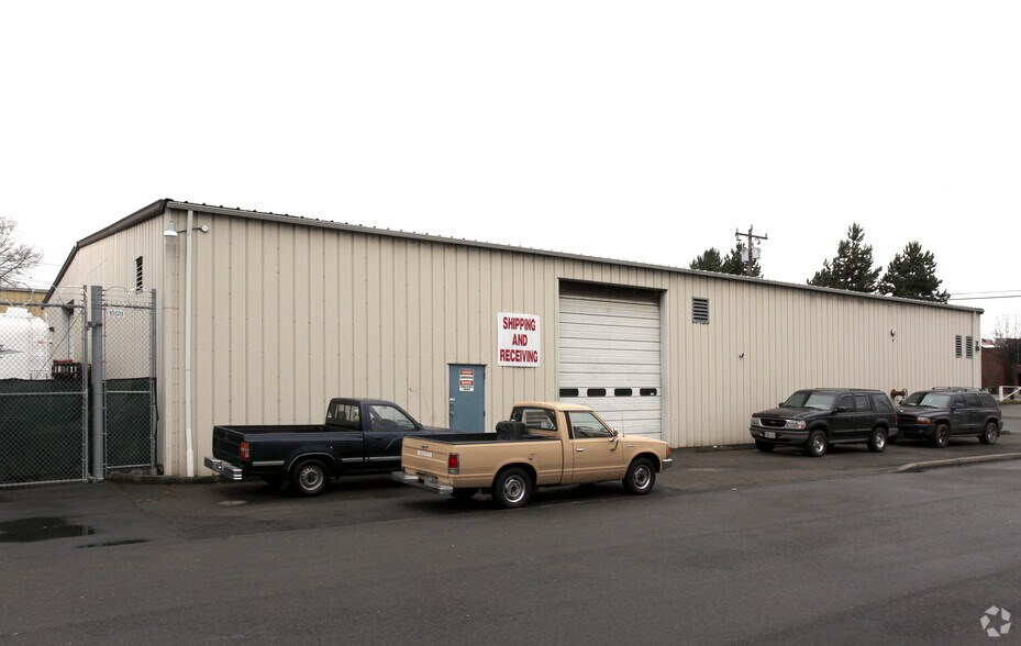 More Photos Of 1425 S 93rd St, Seattle Warehouse For Lease