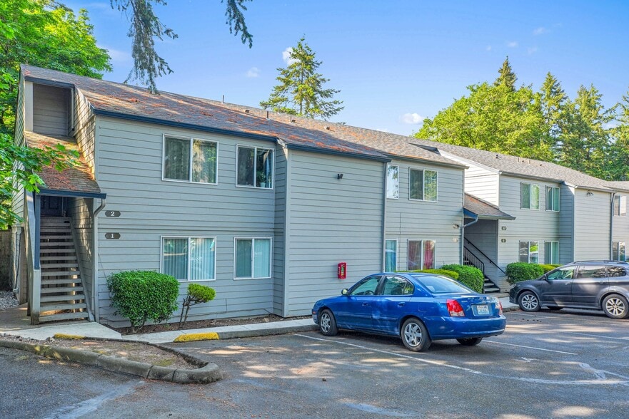 More Photos Of 12425 SE River Rd, Milwaukie Apartments For Sale