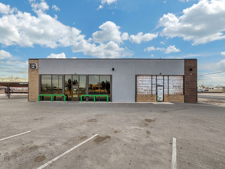 More Photos Of 1912 N Grimes St, Hobbs Flex For Sale