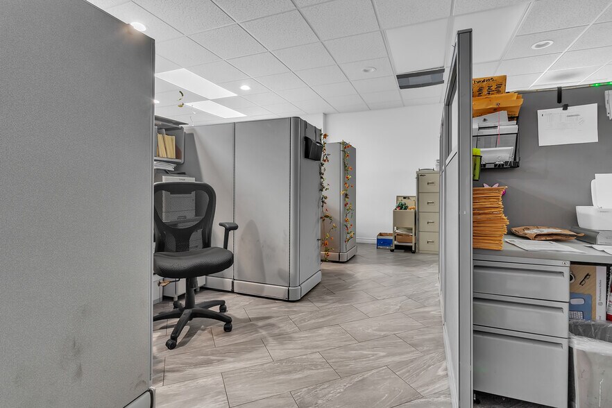 More Photos Of 10325 Central Ave, Montclair Auto Dealership For Lease