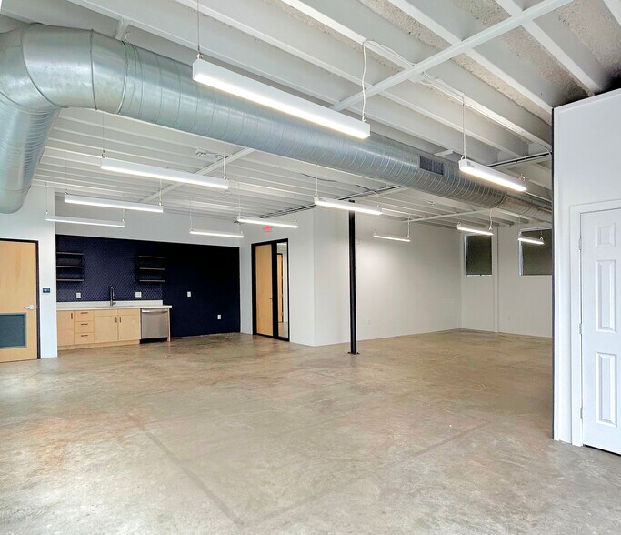 More Photos Of 1224 Houston Ave, Houston Loft Creative Space For Lease