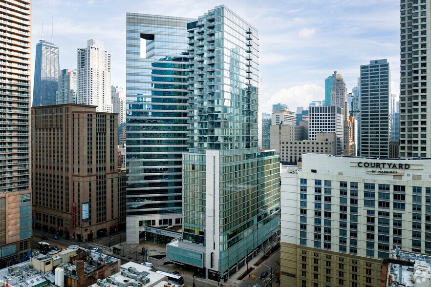 Primary Photo Of 505 N State St, Chicago Hotel For Sale