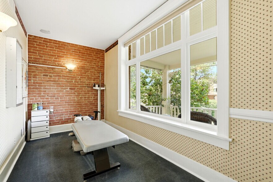 More Photos Of 2439 Broadway St, Boulder Office Residential For Sale