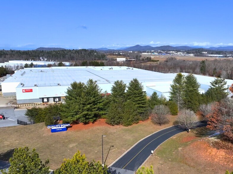 More Photos Of 1 Quality Way, Fletcher Warehouse For Lease