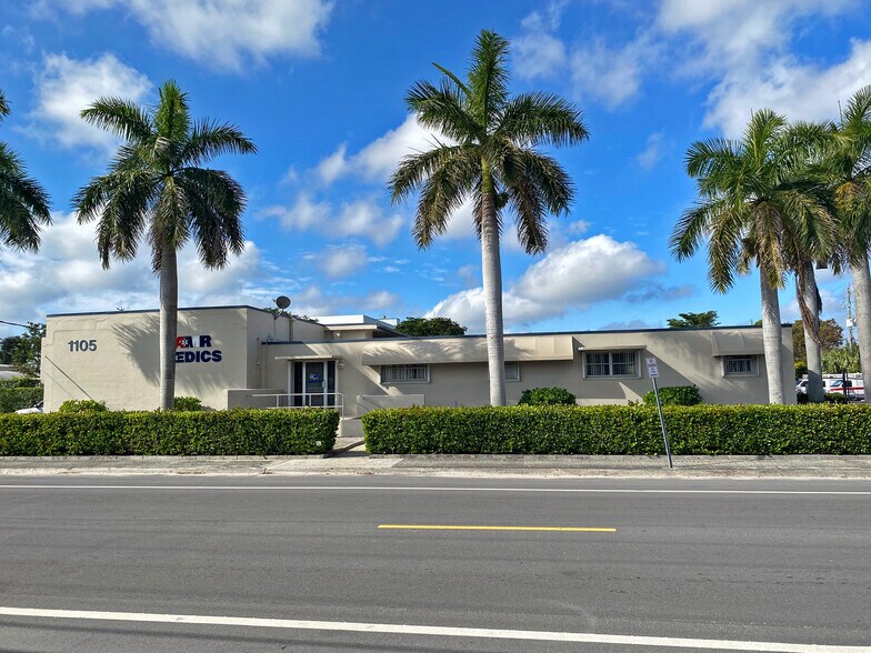 More Photos Of 1105 Barnett Dr, Lake Worth Light Manufacturing For Lease