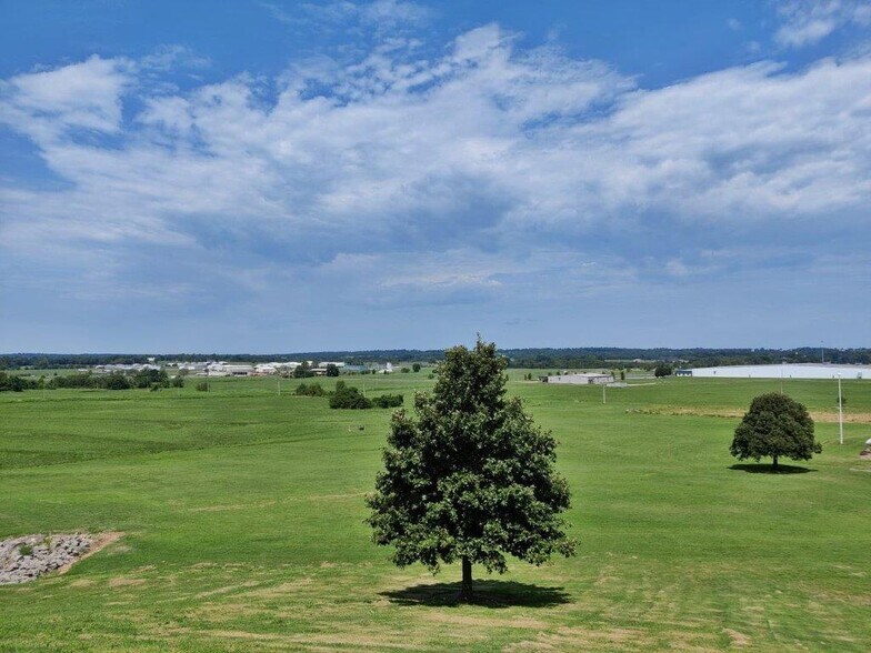 More Photos Of 905 Airport Parkway, Tahlequah Land For Sale