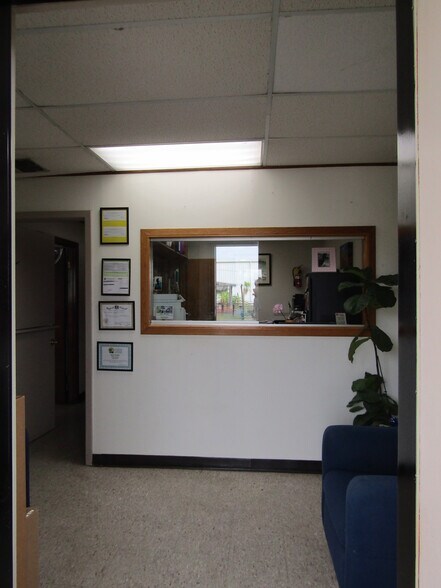 More Photos Of 4806 E Old Spanish Trl, Jeanerette Warehouse For Sale