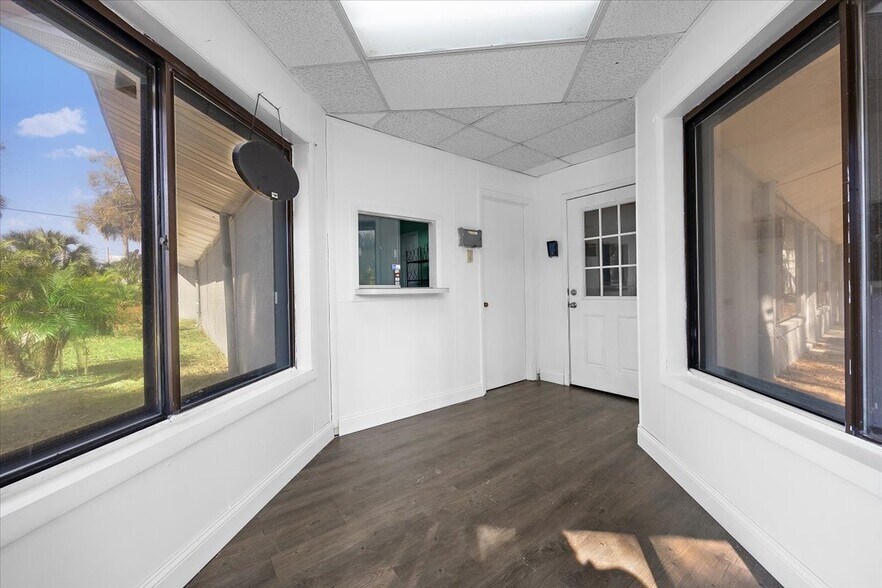 More Photos Of 6043 Terry Rd, Jacksonville Daycare Center For Sale