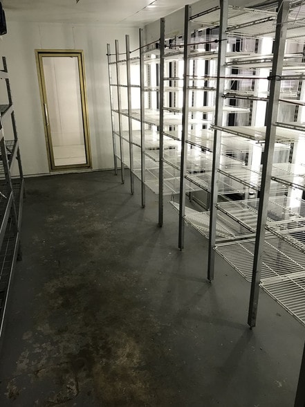 More Photos Of 7635 Ley Rd, Houston Freestanding For Sale