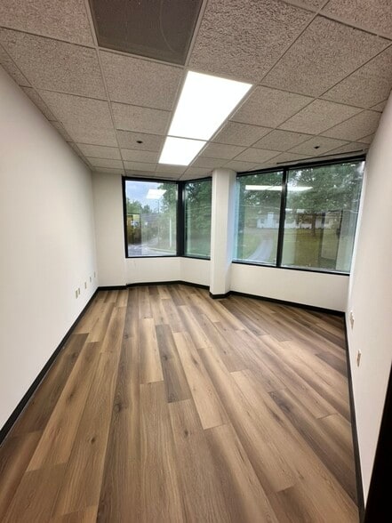 More Photos Of 2265 Roswell Rd, Marietta Office For Lease