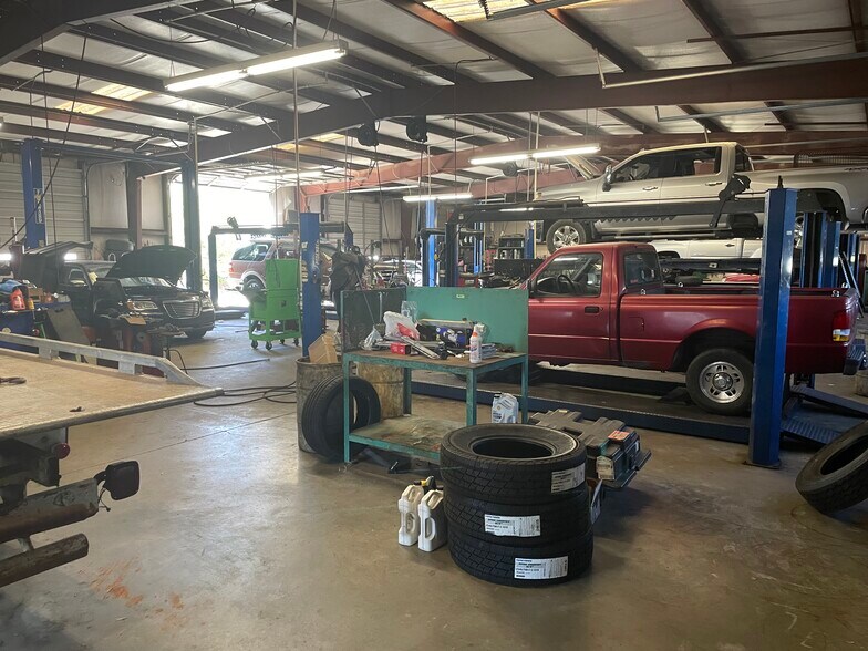 1601 Autumn Blvd, Conyers, GA 30012 Retail For Lease