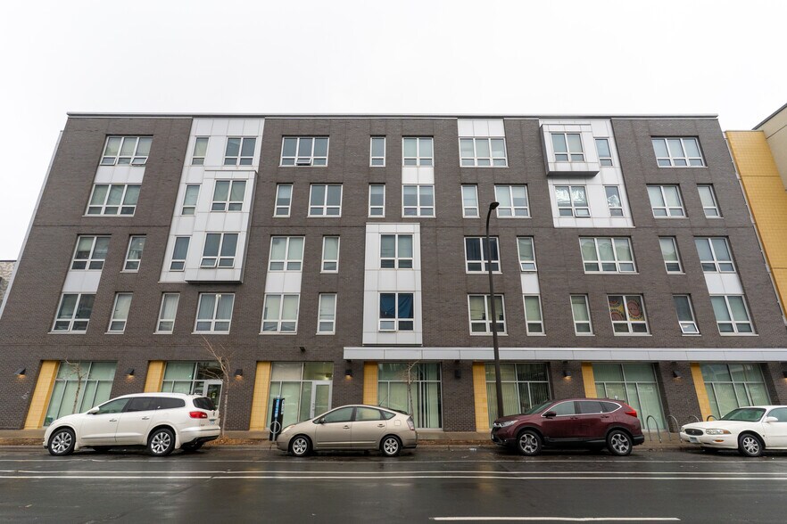 Primary Photo Of 814 S 3rd St, Minneapolis Healthcare For Lease