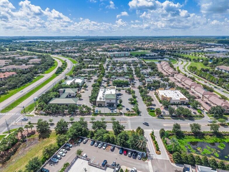More Photos Of 11620 Lakeside Village Ln, Windermere Storefront For Sale