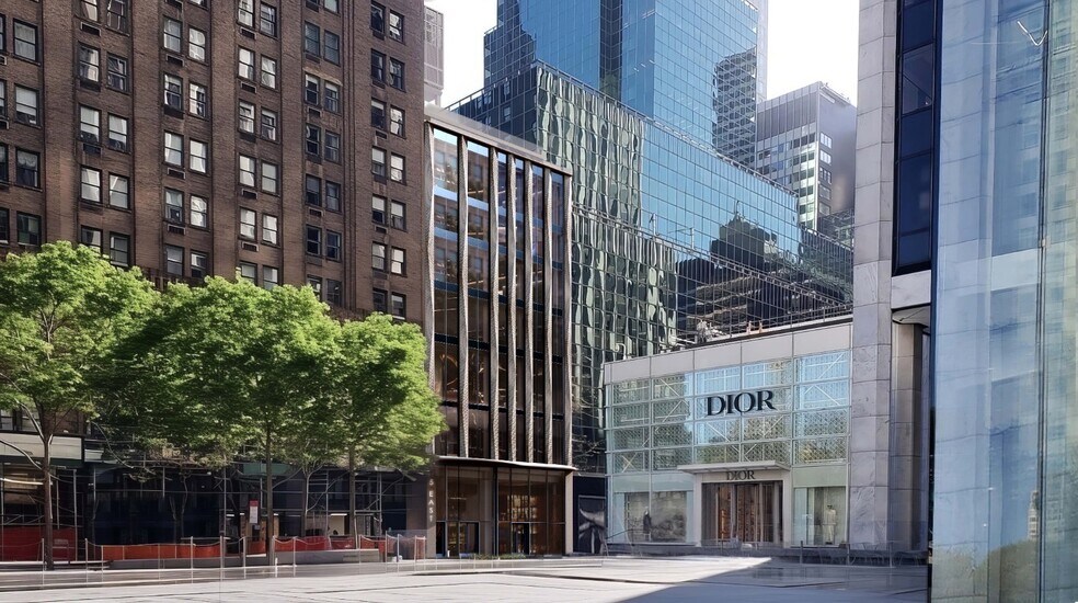 More Photos Of 5 E 59th St, New York Office For Lease