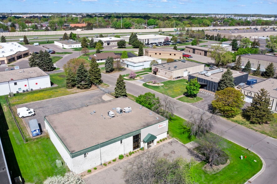 More Photos Of 8825 N Xylon Ave, Brooklyn Park Manufacturing For Sale